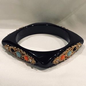 Black Square Bracelet Gold Matching Design Around